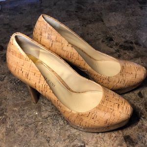 ✨👠 Gianni Bini NWOT Cork Heels 👠✨